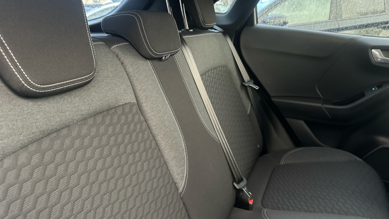 Ford Puma 1.0 EcoBoost Hybrid mHEV Titanium 5dr Petrol Hatchback